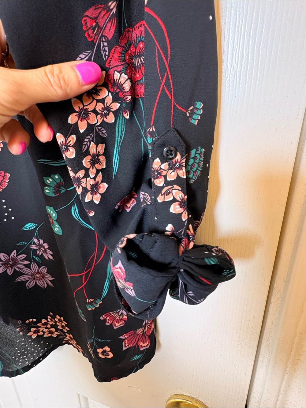 Candie’s Black Floral Button Up Blouse Boho Romantic Indie Medium - Picture 7 of 7